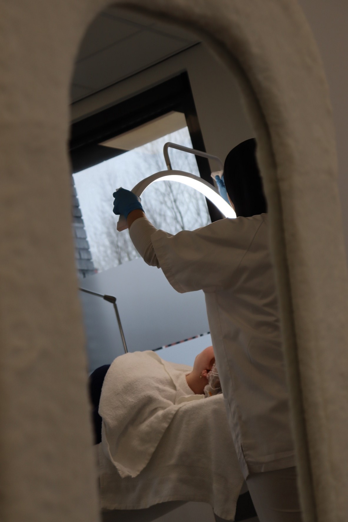 Huidbehandeling voor huidverbetering bij Dermanova Clinic in Den Haag